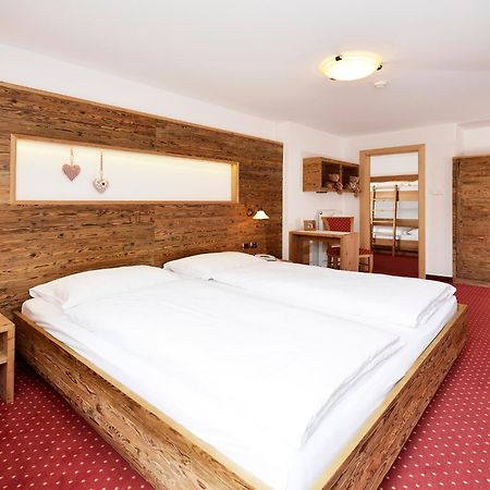 Hotel Maria 오르띠세이 외부 사진